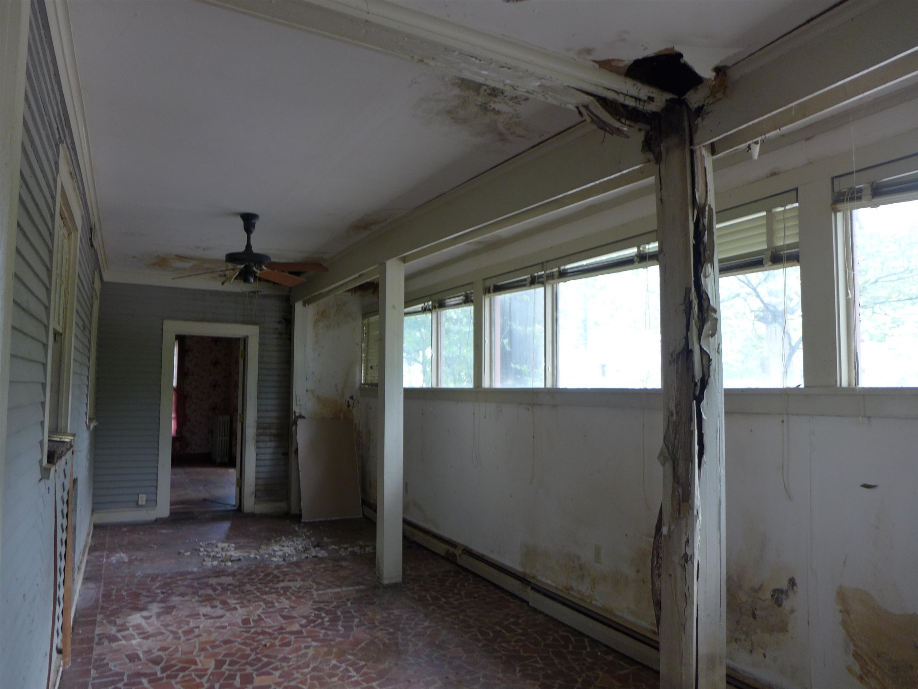 1792 FOREST AVE Unit: 1, 2 & 3