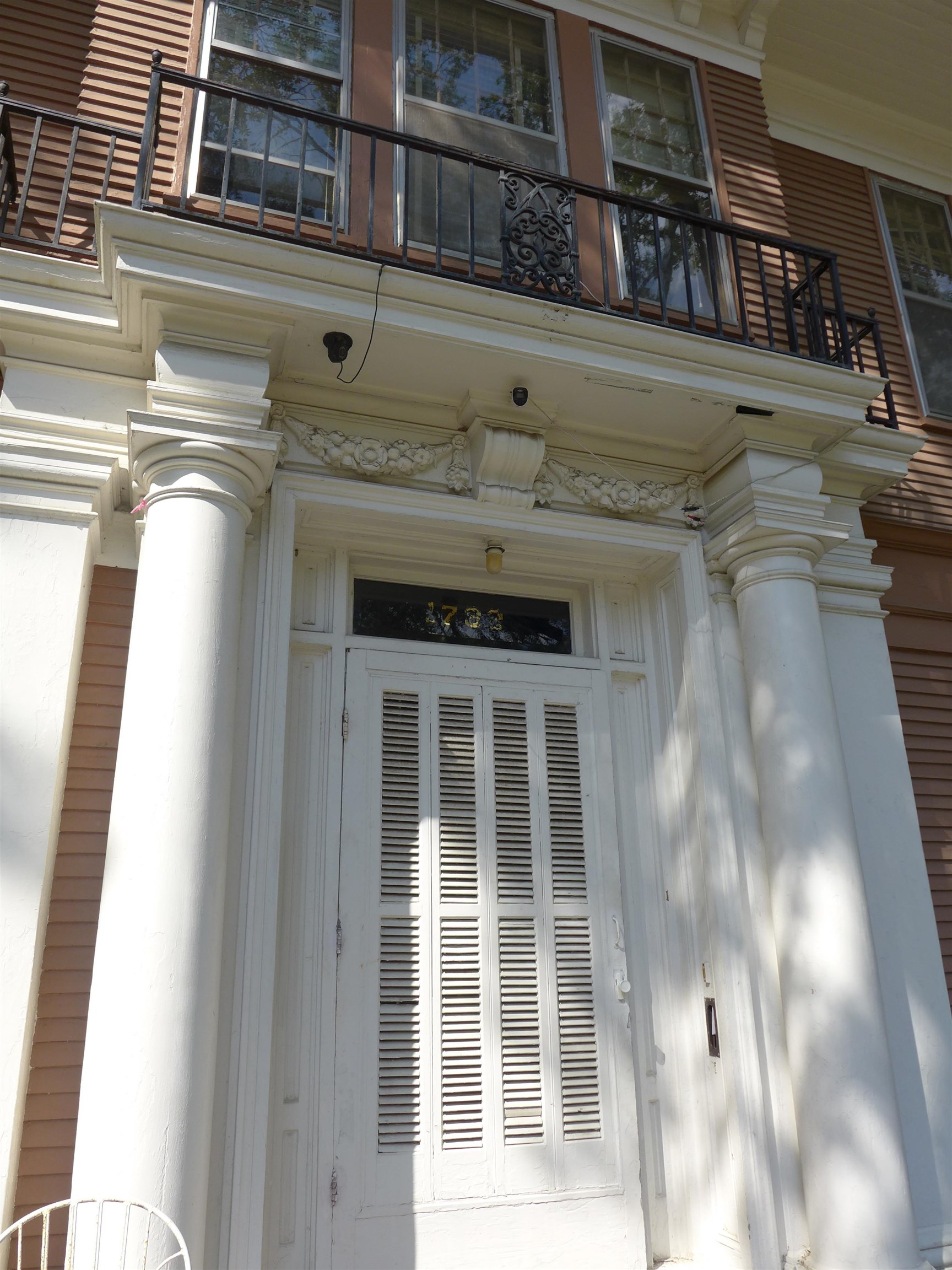 1792 FOREST AVE Unit: 1, 2 & 3
