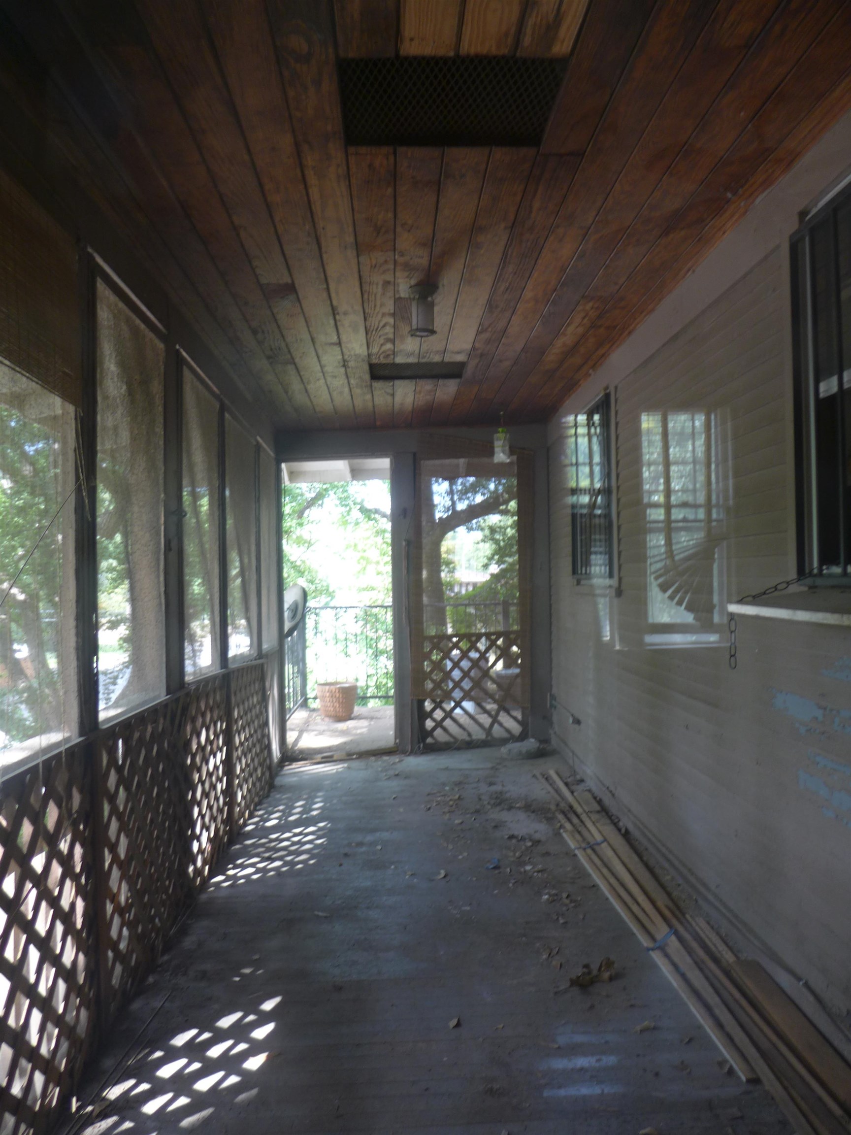 1792 FOREST AVE Unit: 1, 2 & 3