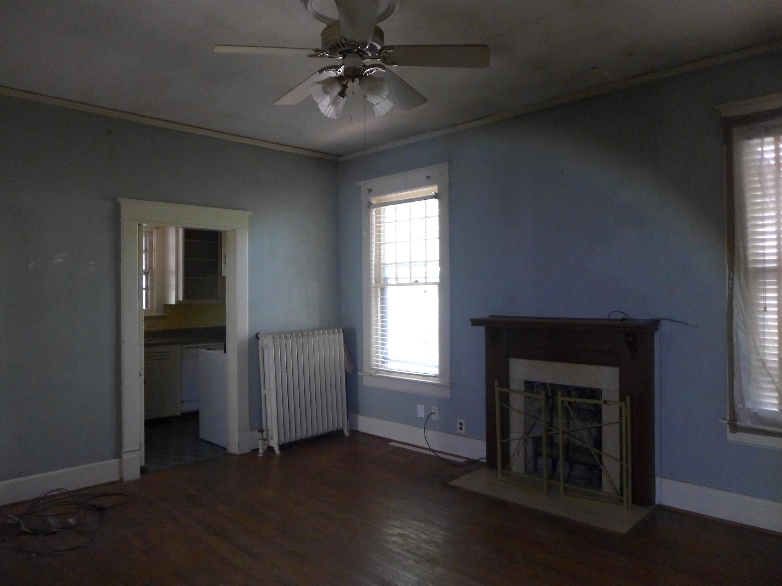 1792 FOREST AVE Unit: 1, 2 & 3