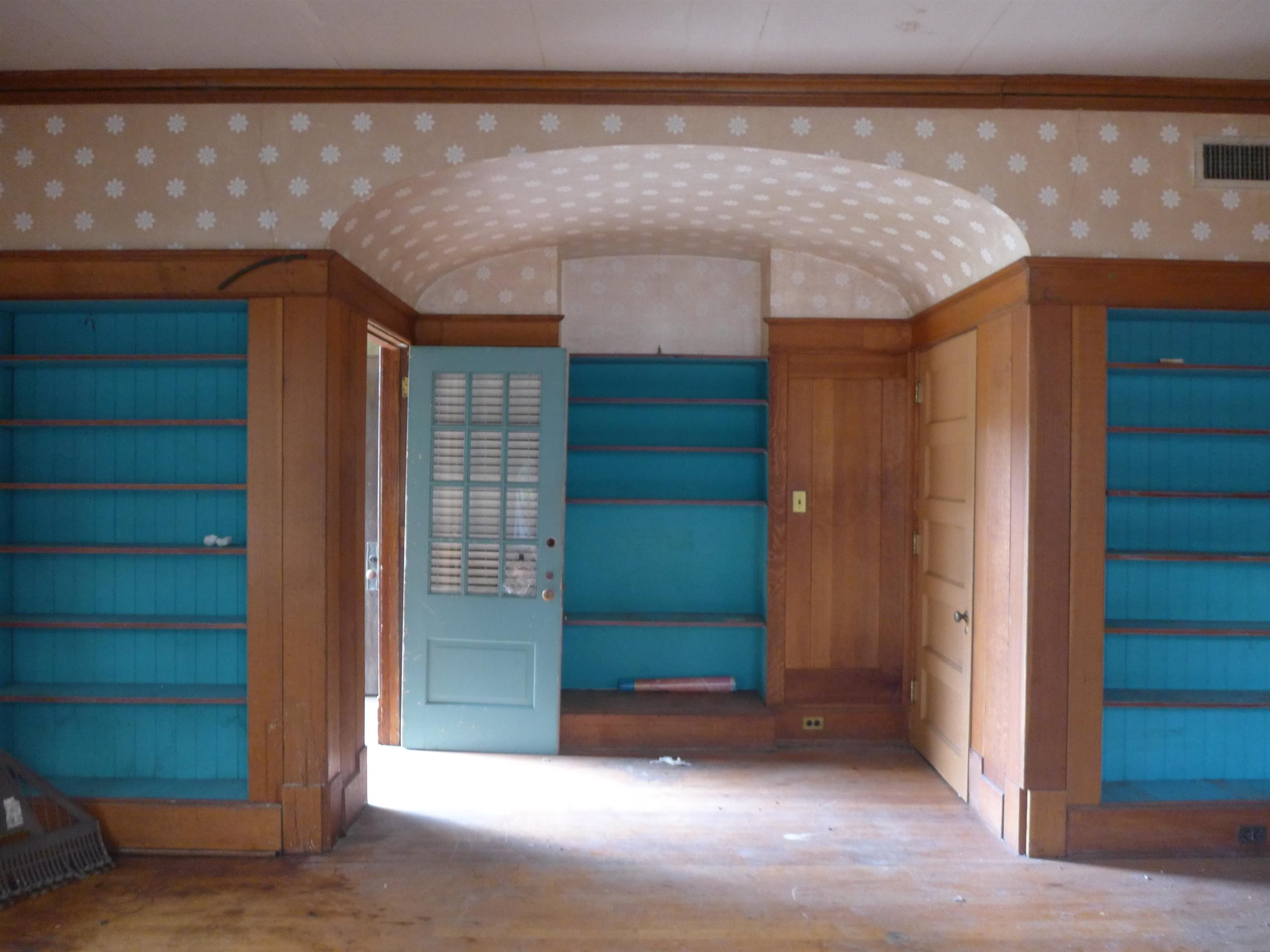 1792 FOREST AVE Unit: 1, 2 & 3