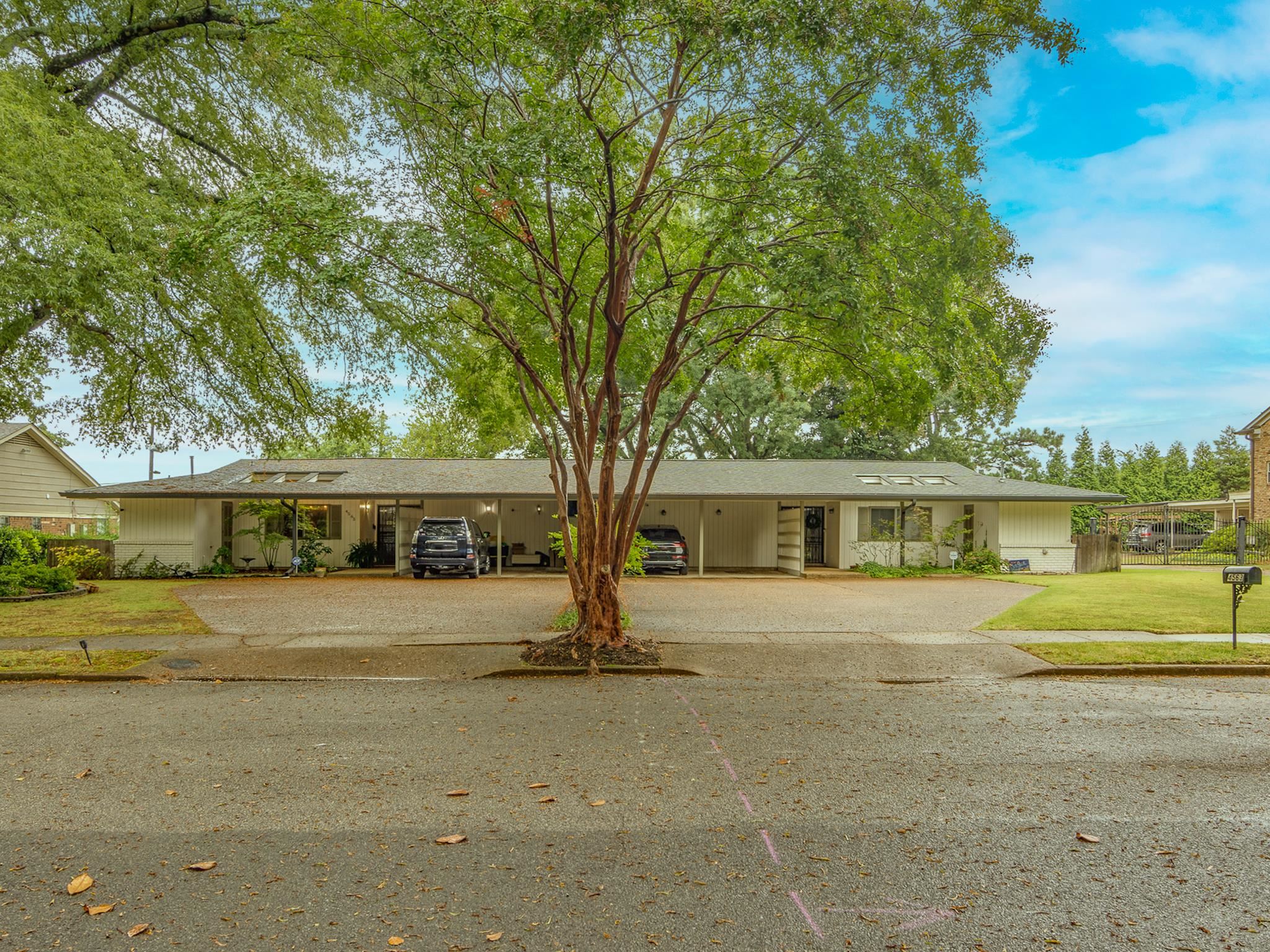 4563 ALDERSGATE RD