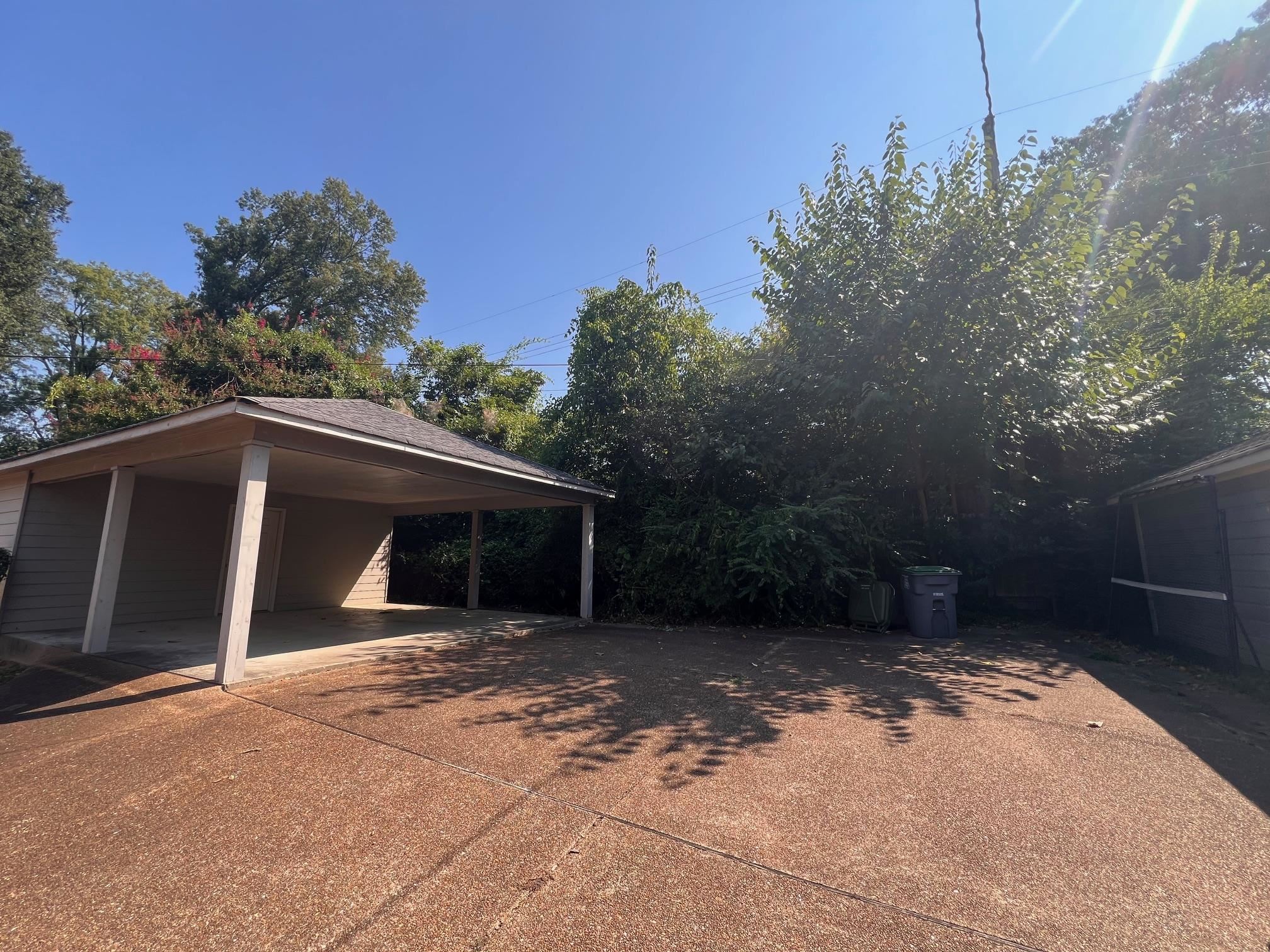 198 MAGNOLIA DR