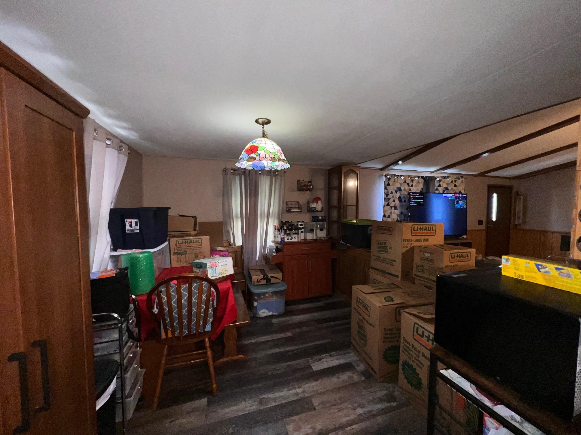 119 NANCY DR