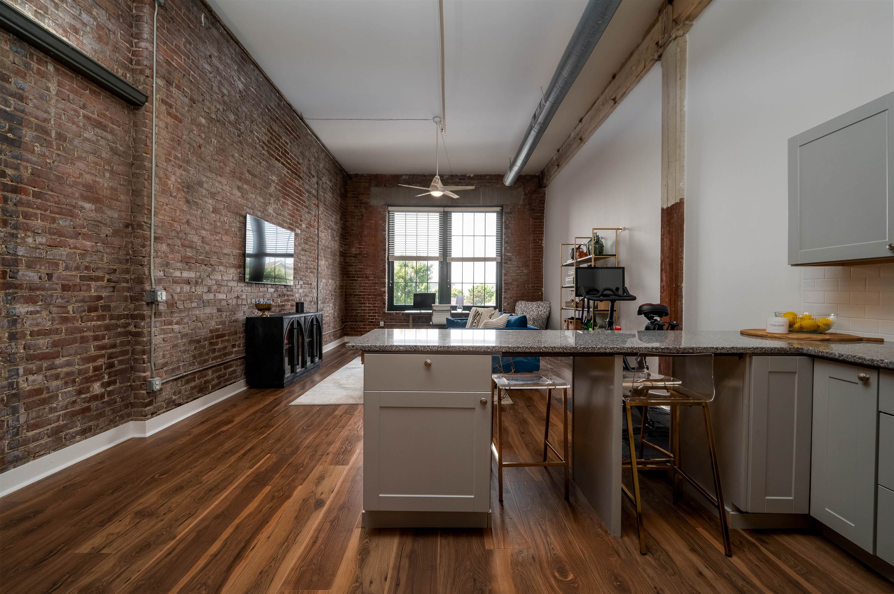 505 TENNESSEE ST Unit: 322