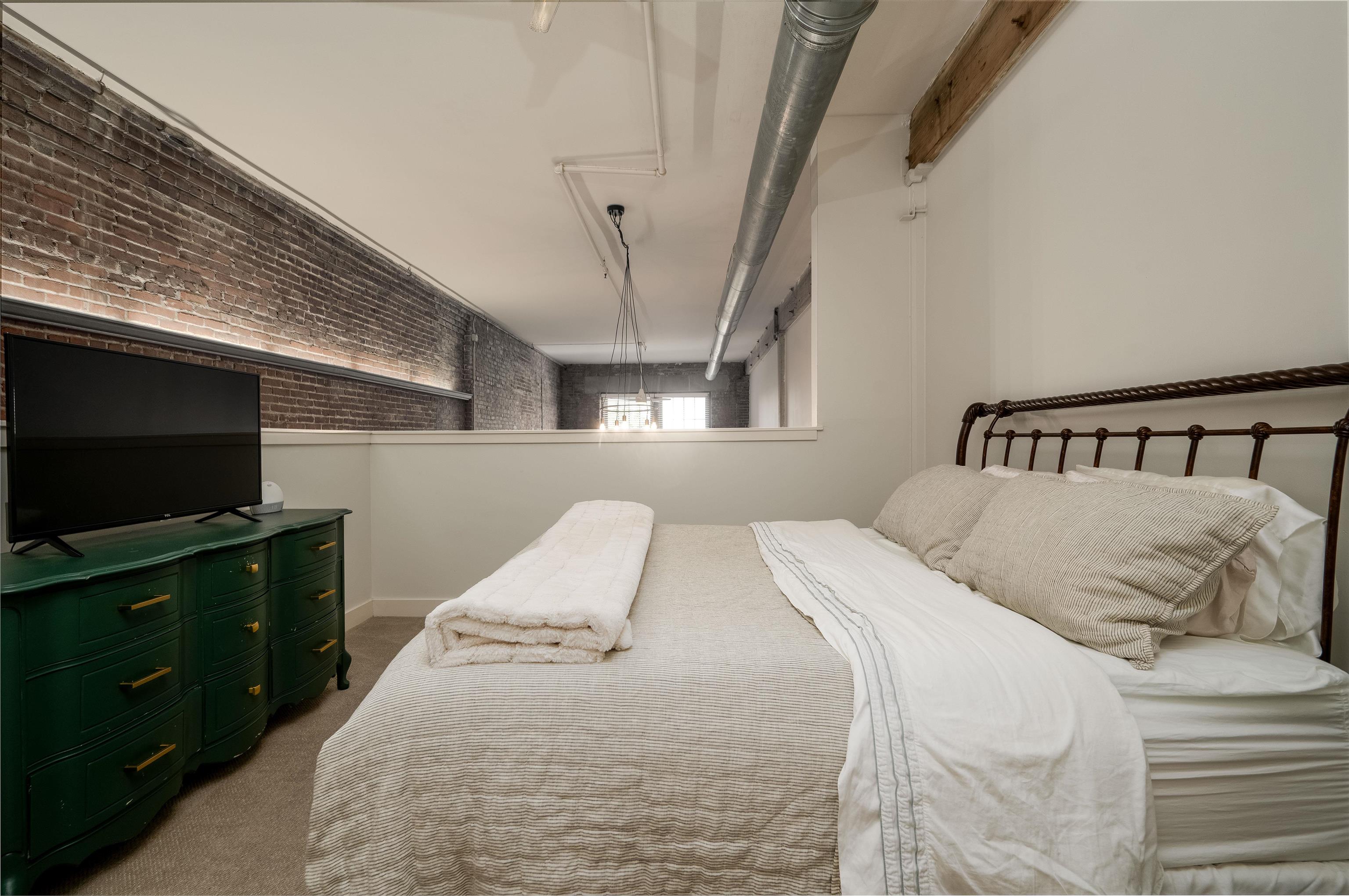 505 TENNESSEE ST Unit: 322