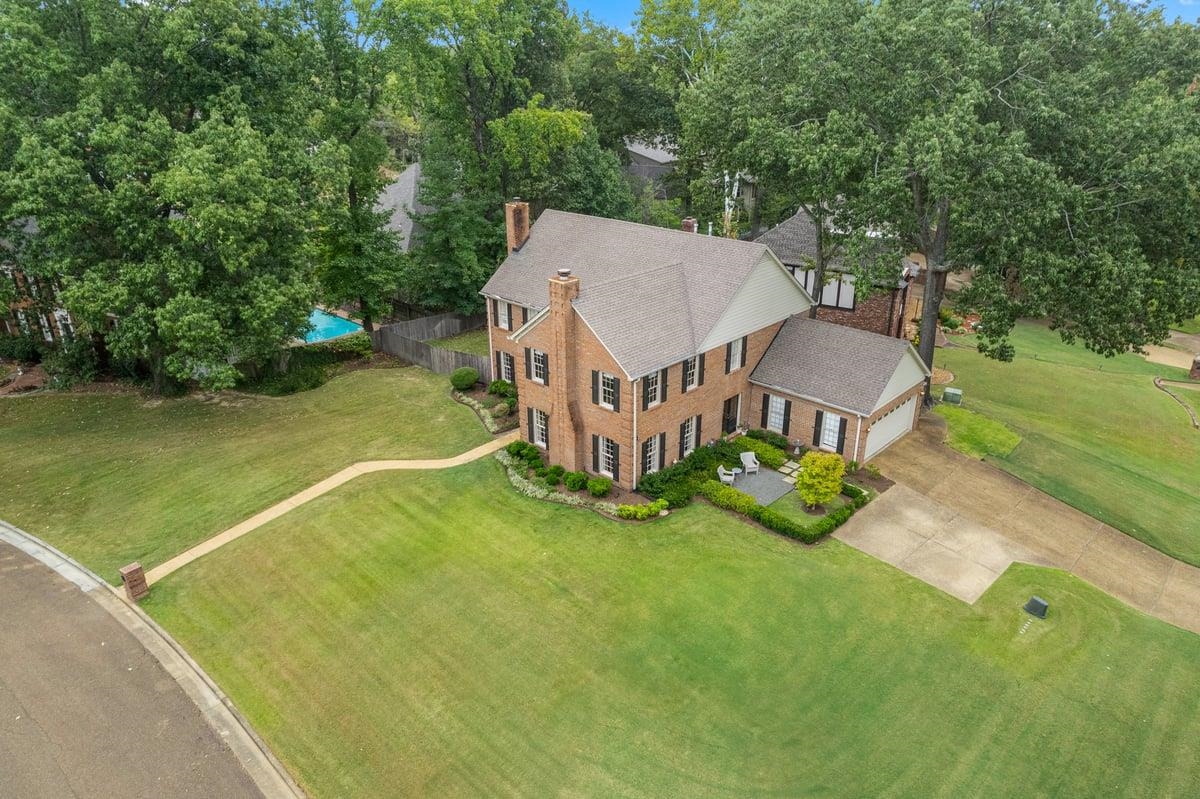 2814 WINDHAM PL