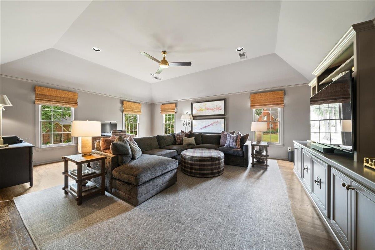 2814 WINDHAM PL