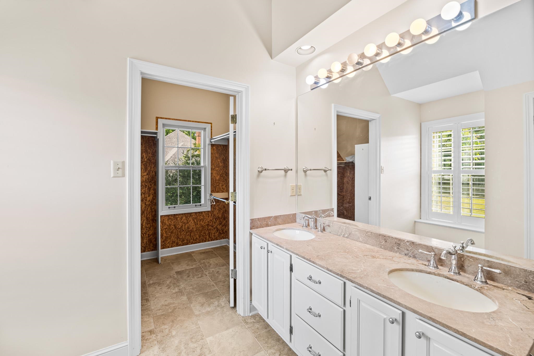 7448 MEADOW RISE CV