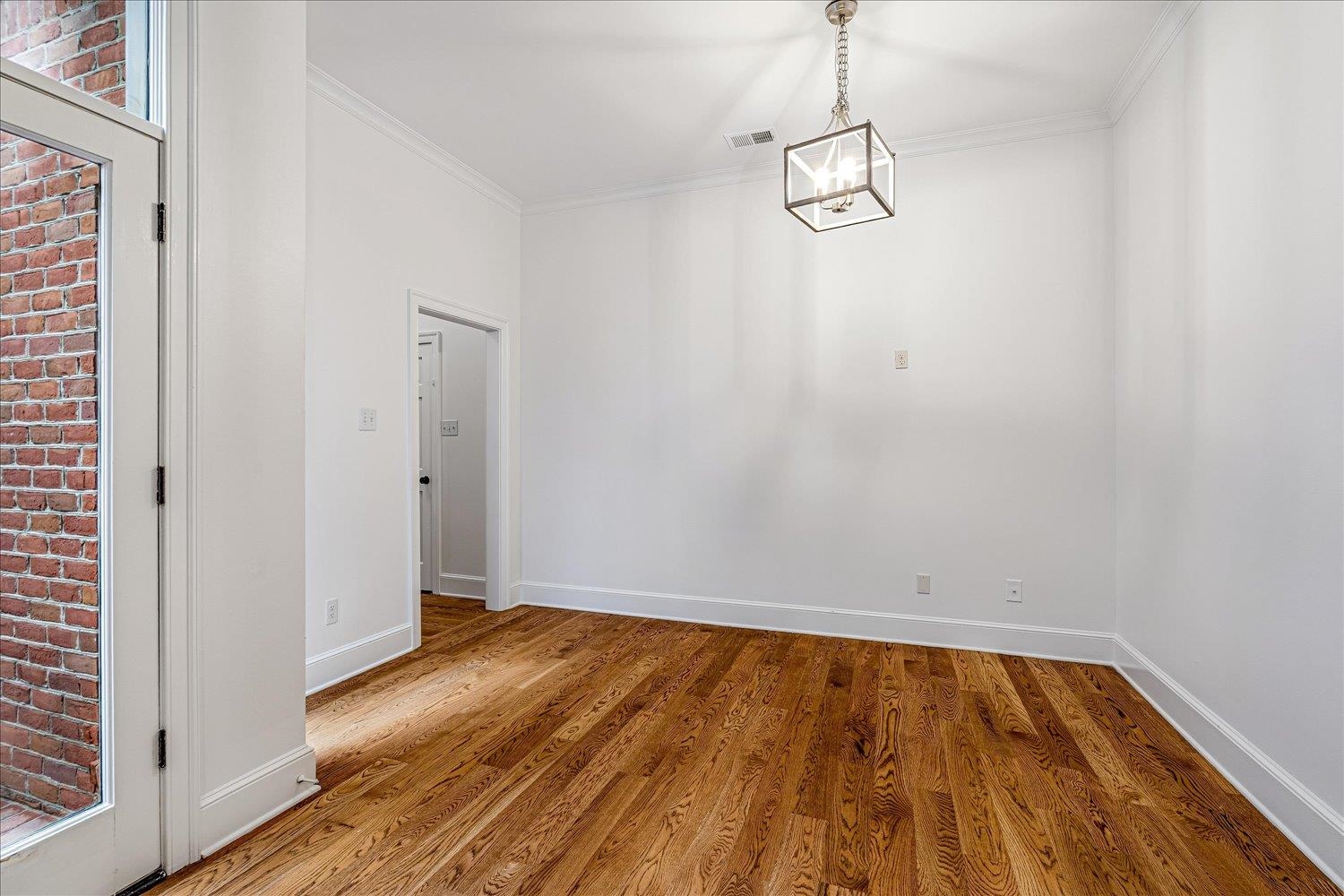 501 W RACQUET CLUB PL