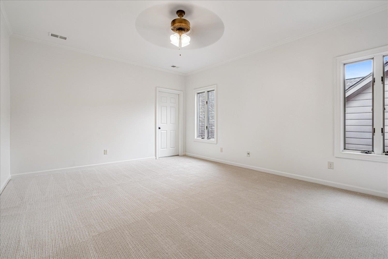 501 W RACQUET CLUB PL