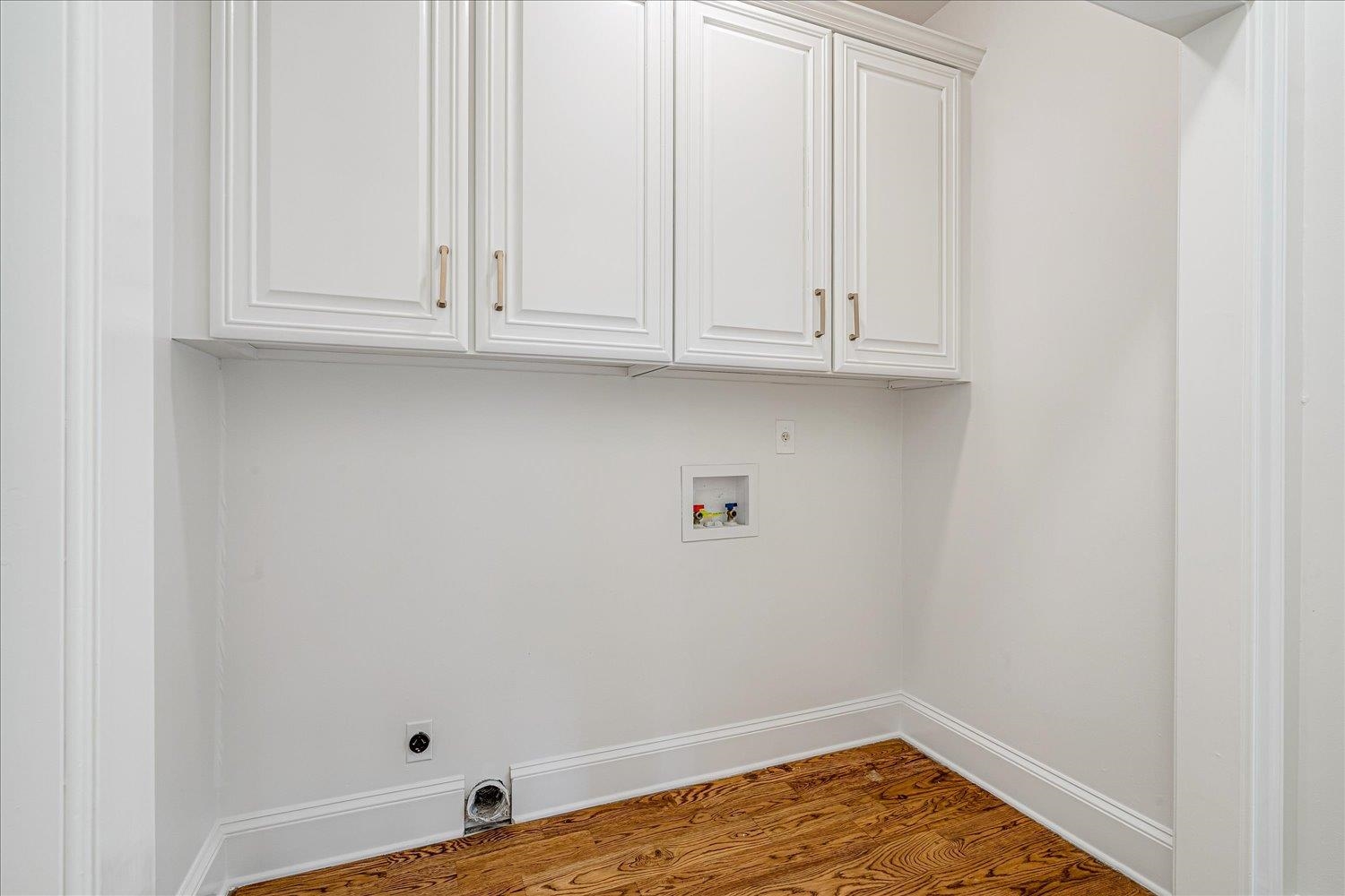 501 W RACQUET CLUB PL