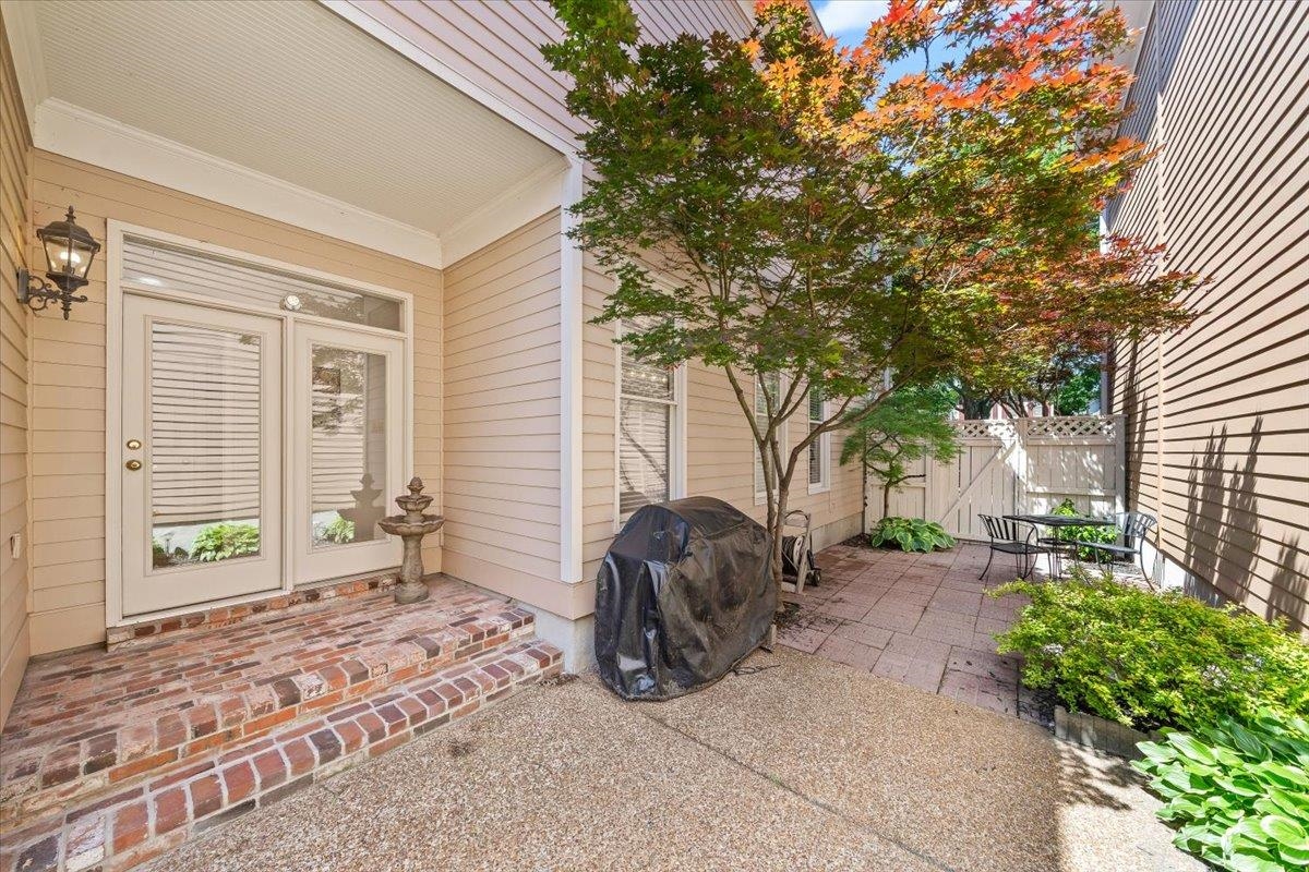 556 MONTEIGNE BLVD