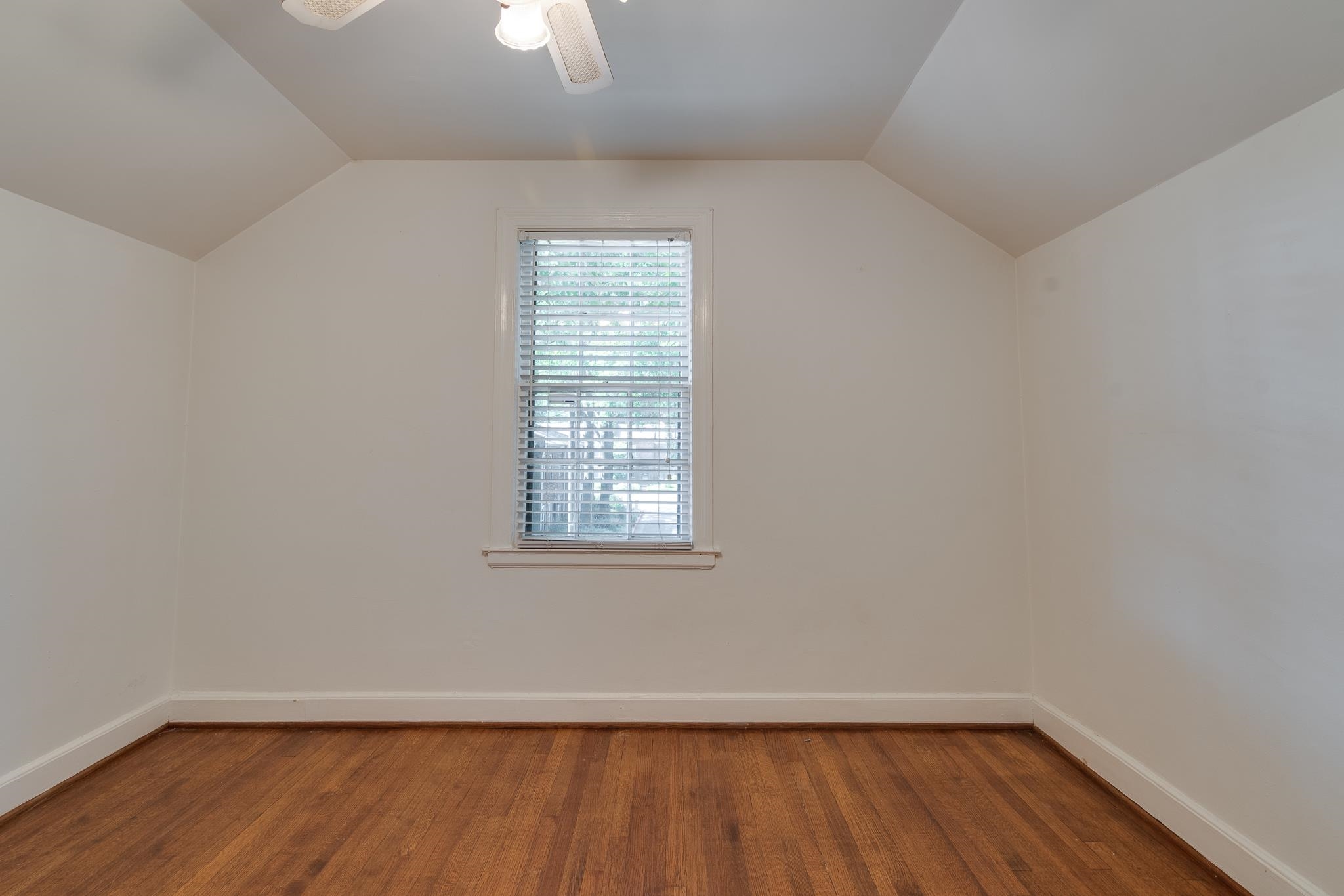 1885 PEABODY AVE Unit: 3