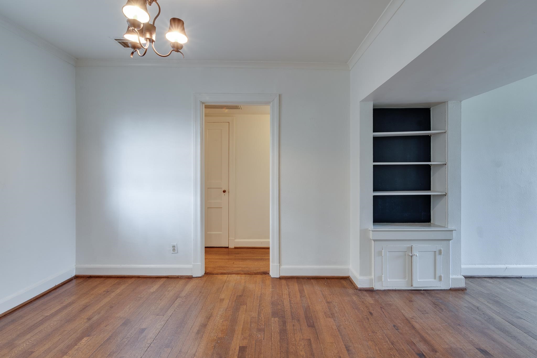 1885 PEABODY AVE Unit: 3