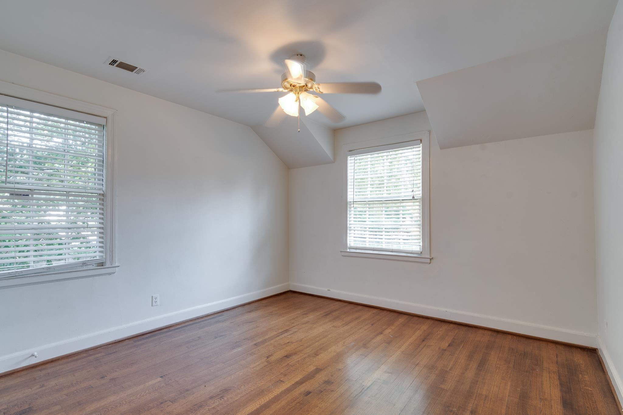 1885 PEABODY AVE Unit: 3