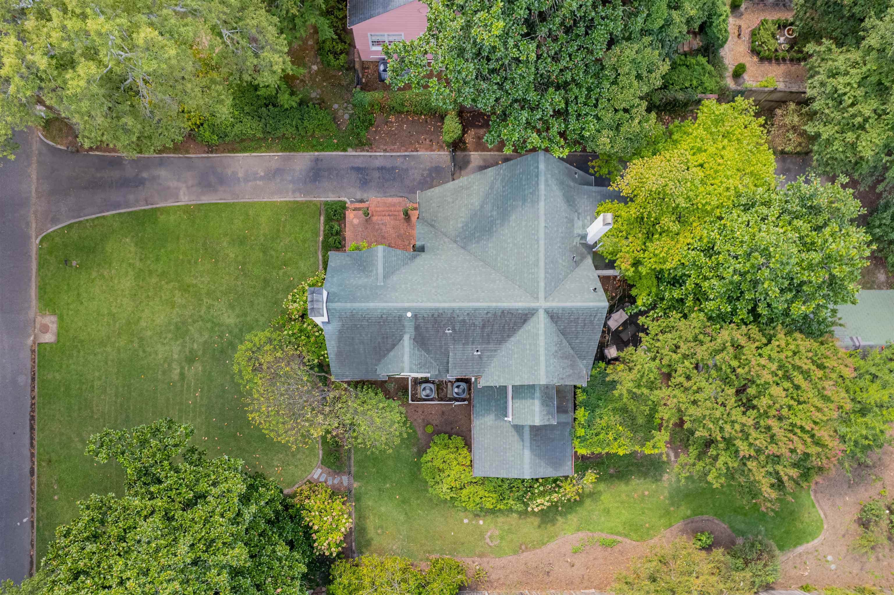 27 CHEROKEE ST