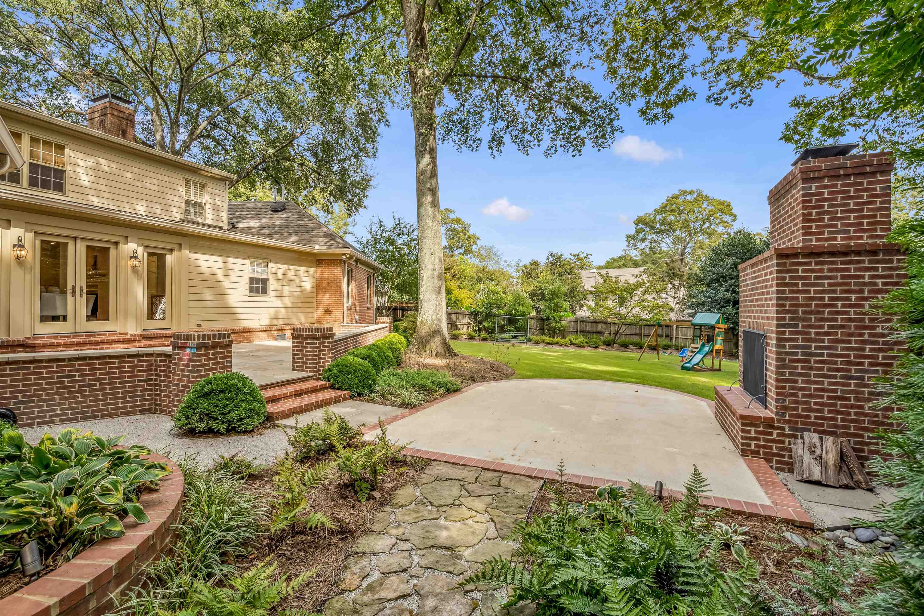 696 SPAINWOOD CV