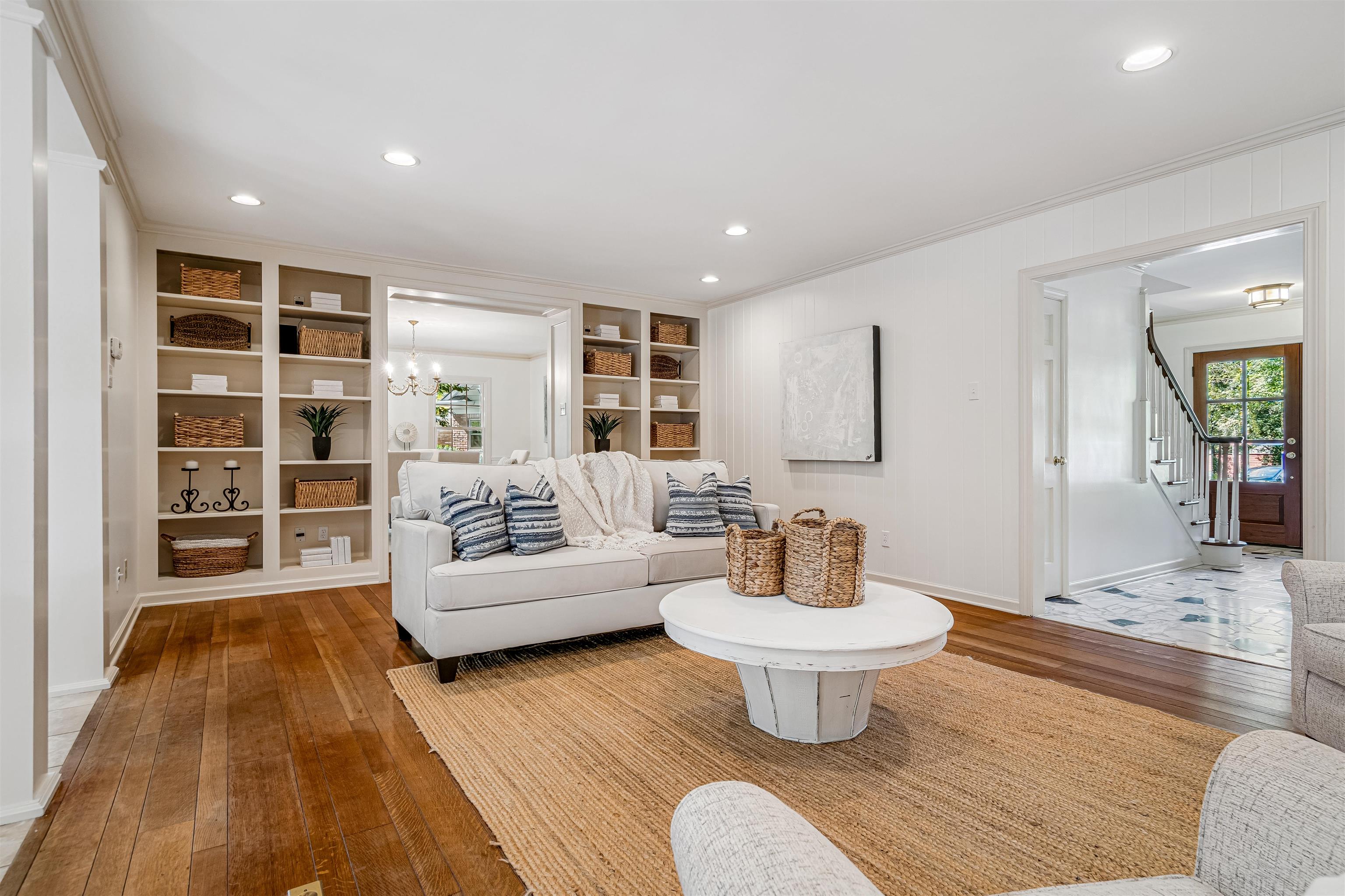 696 SPAINWOOD CV