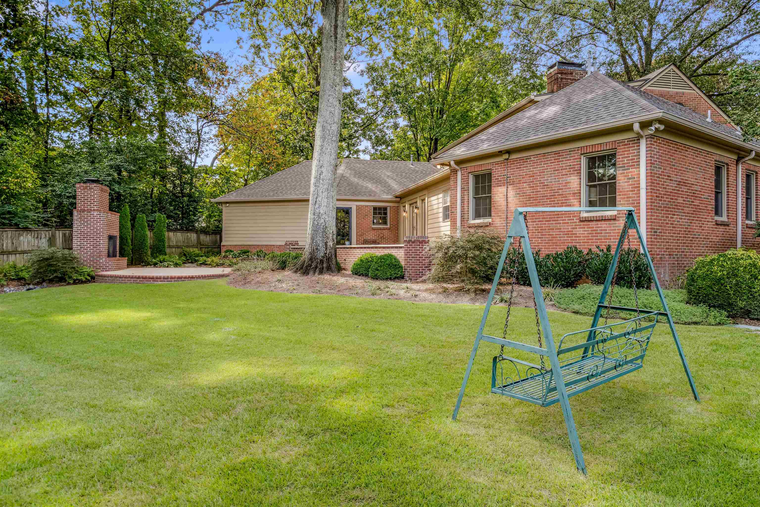 696 SPAINWOOD CV