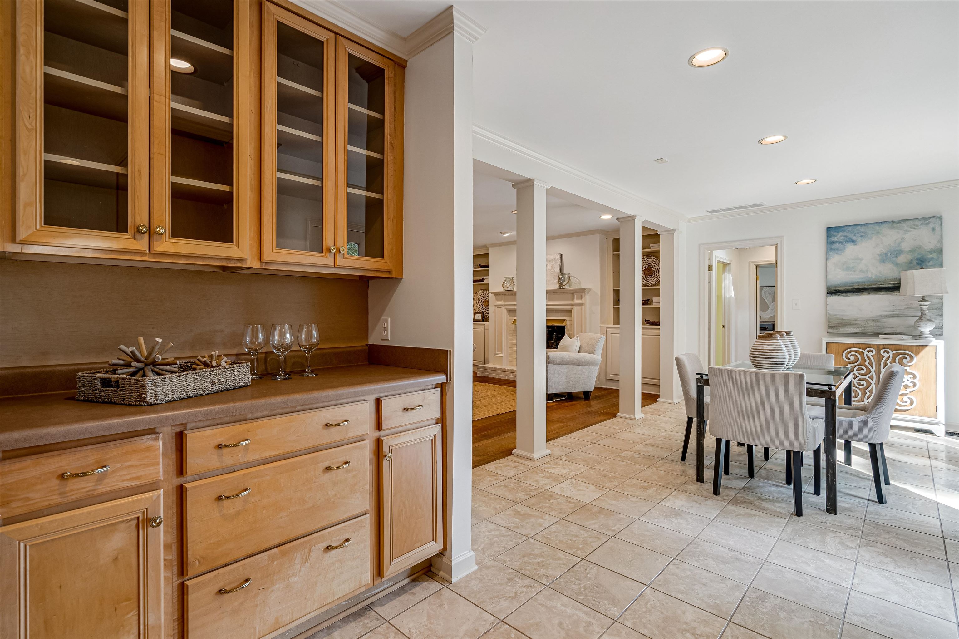 696 SPAINWOOD CV