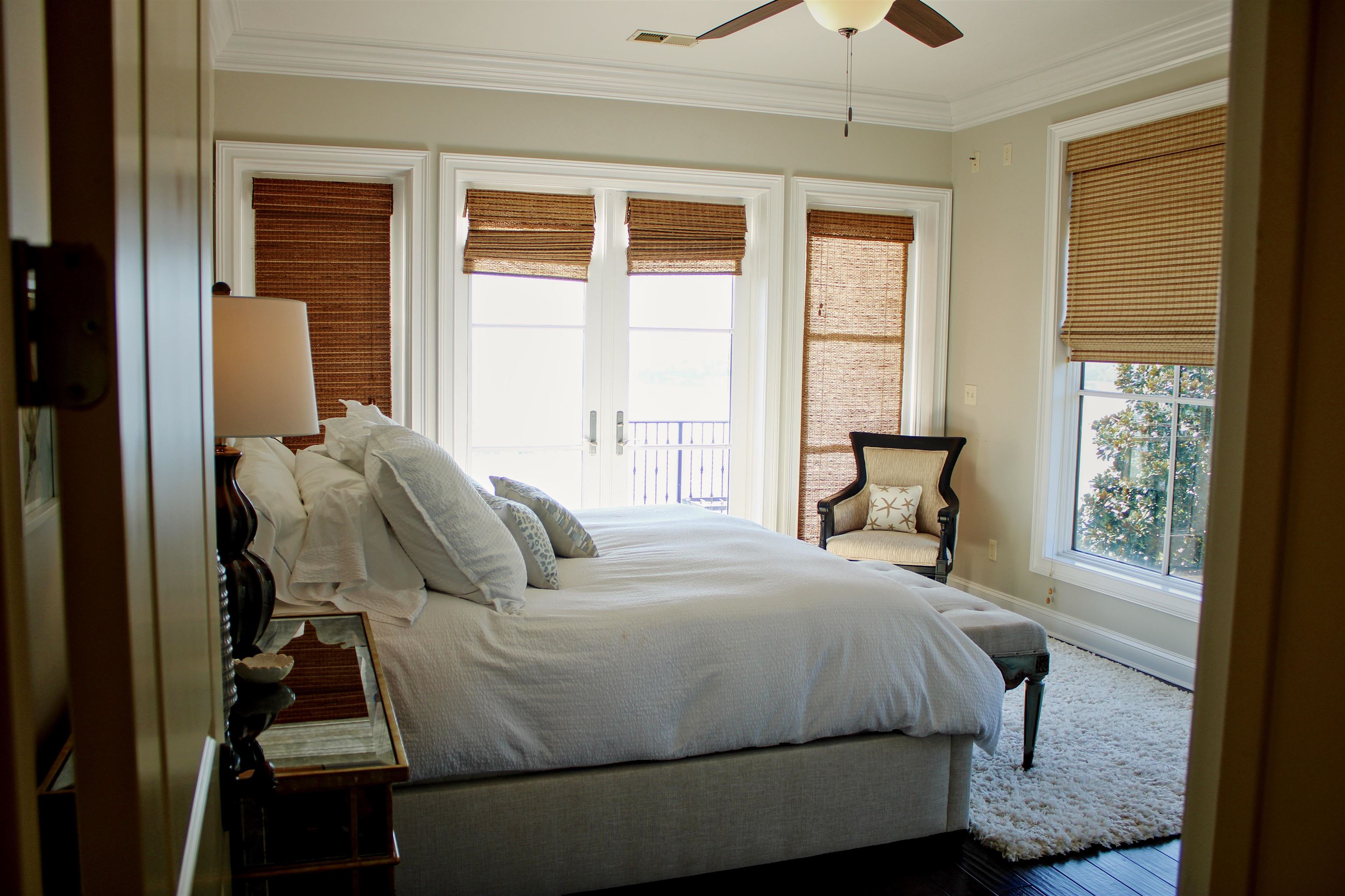 215 WESTSHORE RIDGE DR