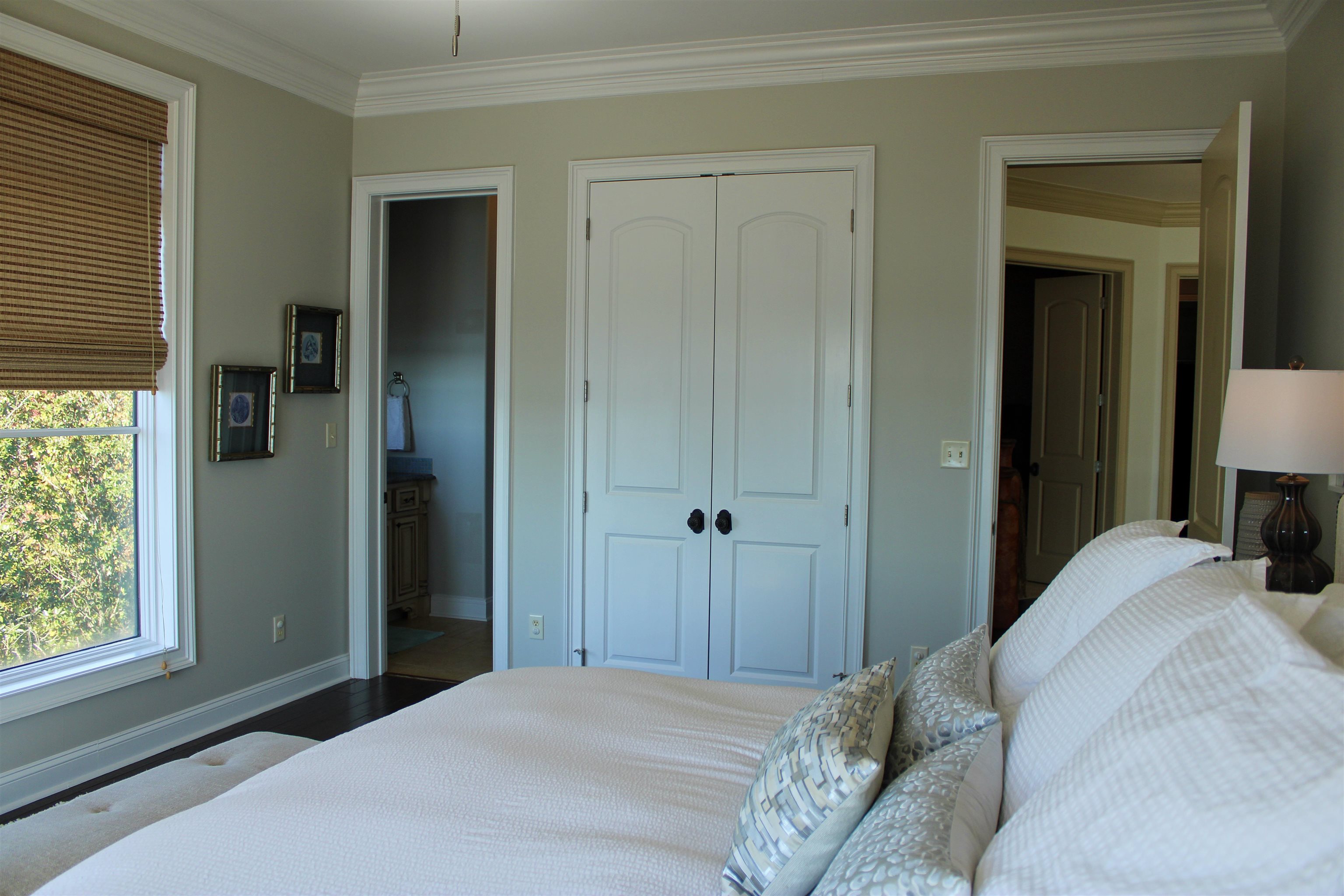 215 WESTSHORE RIDGE DR