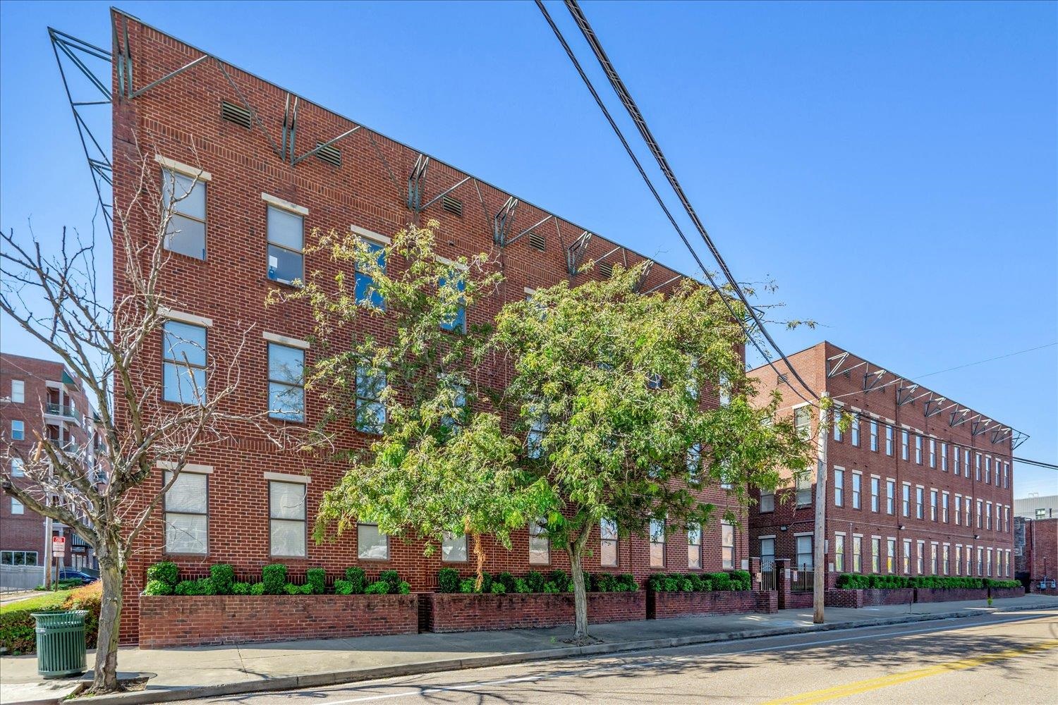 485 S FRONT ST Unit: 201