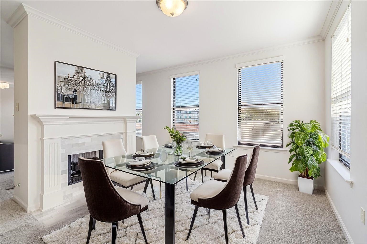 485 S FRONT ST Unit: 201