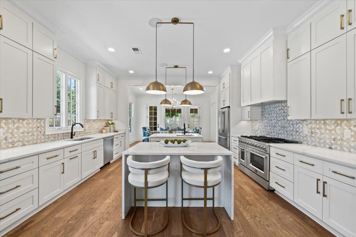 5021 HENRY HEIGHTS RD