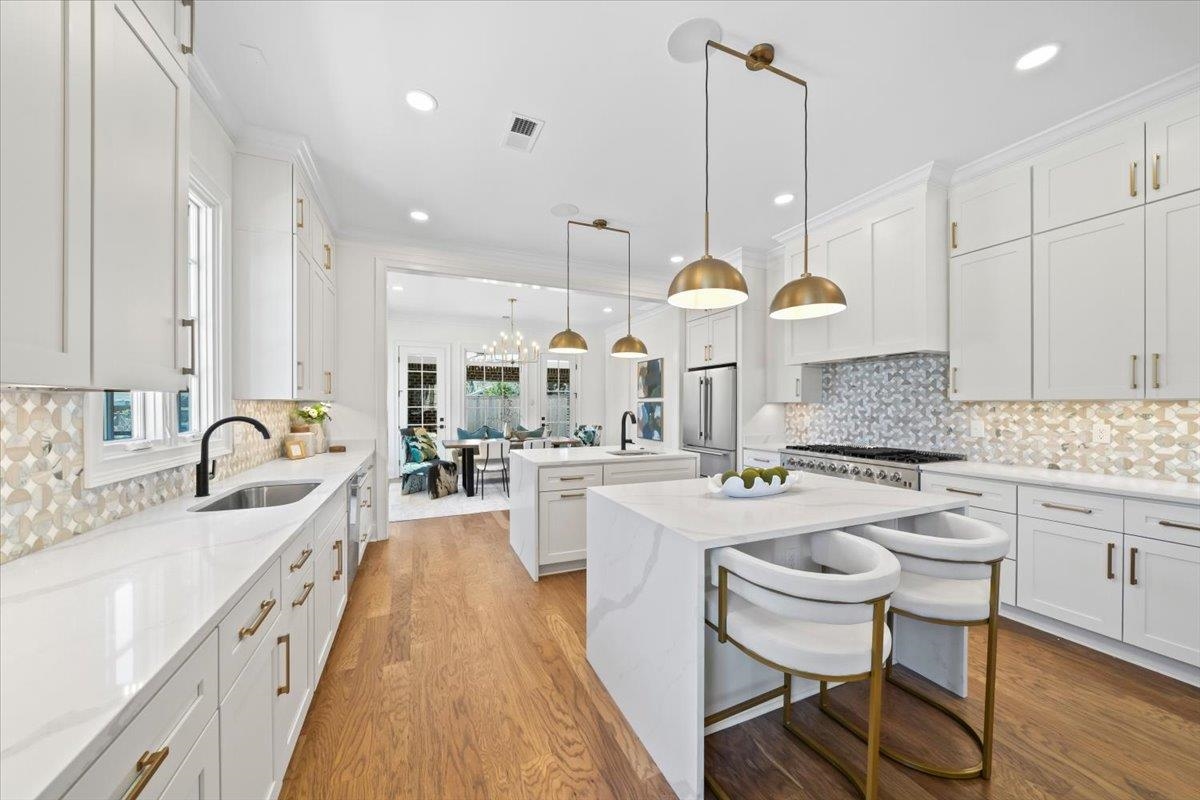 5021 HENRY HEIGHTS RD