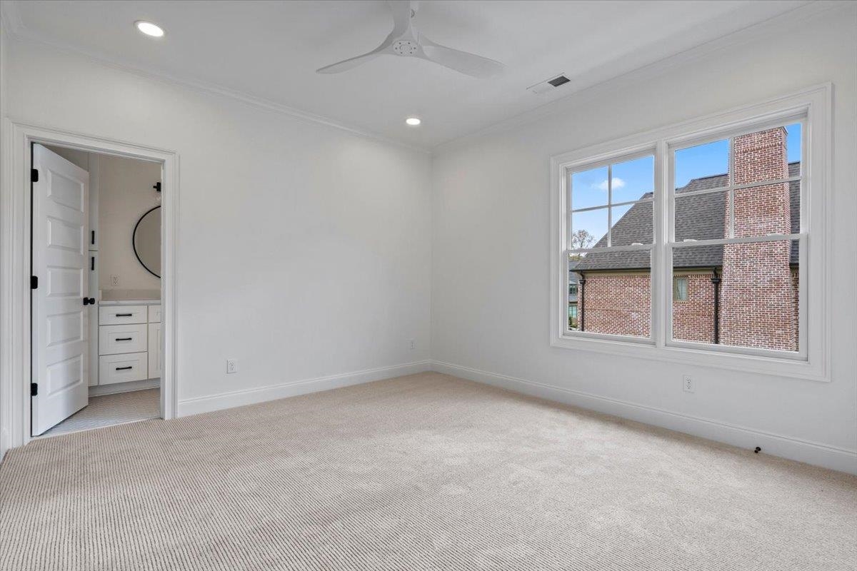 5021 HENRY HEIGHTS RD