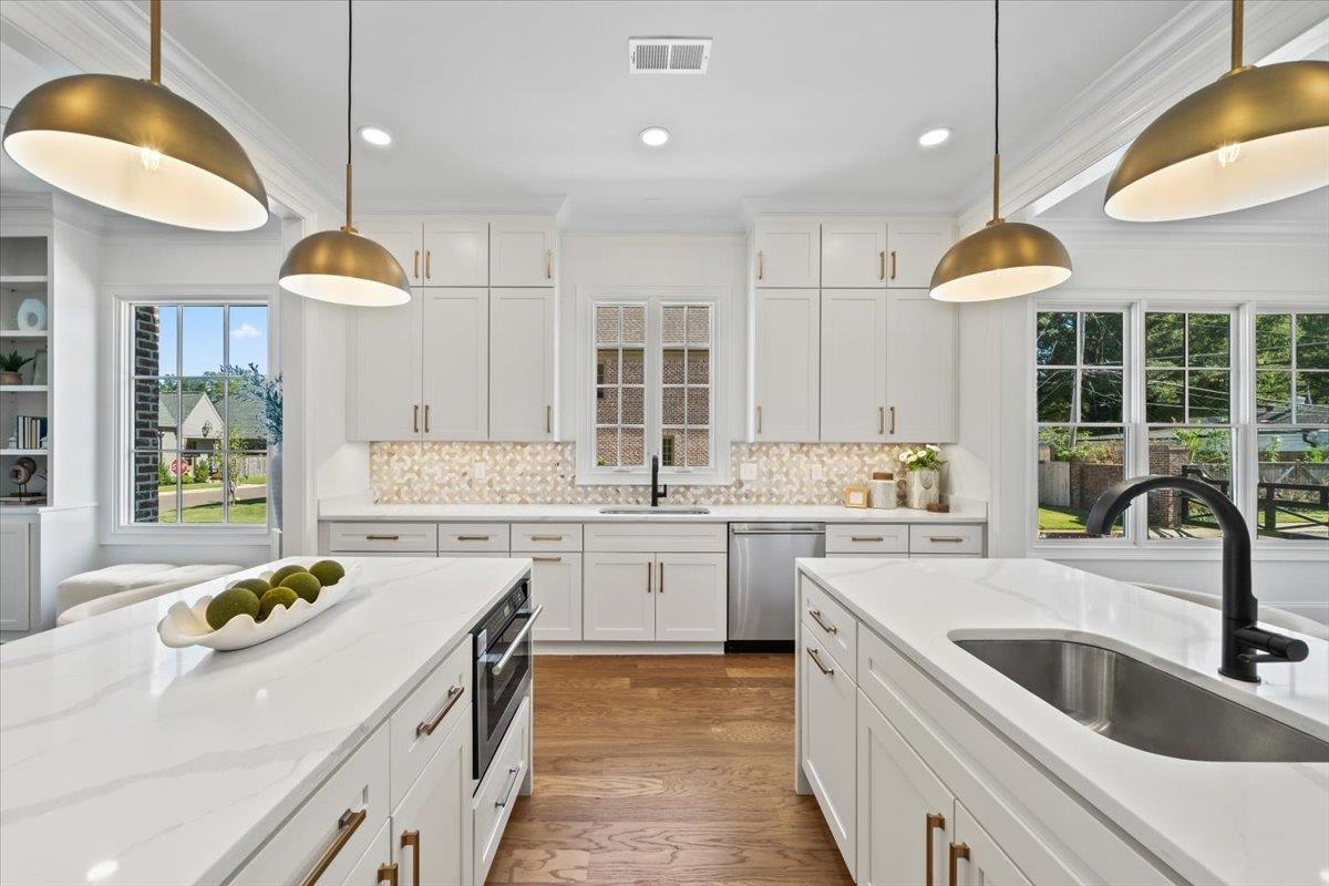 5021 HENRY HEIGHTS RD