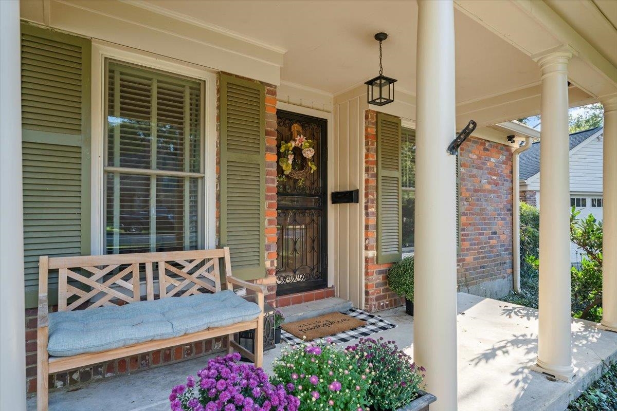 432 ELWOOD LN