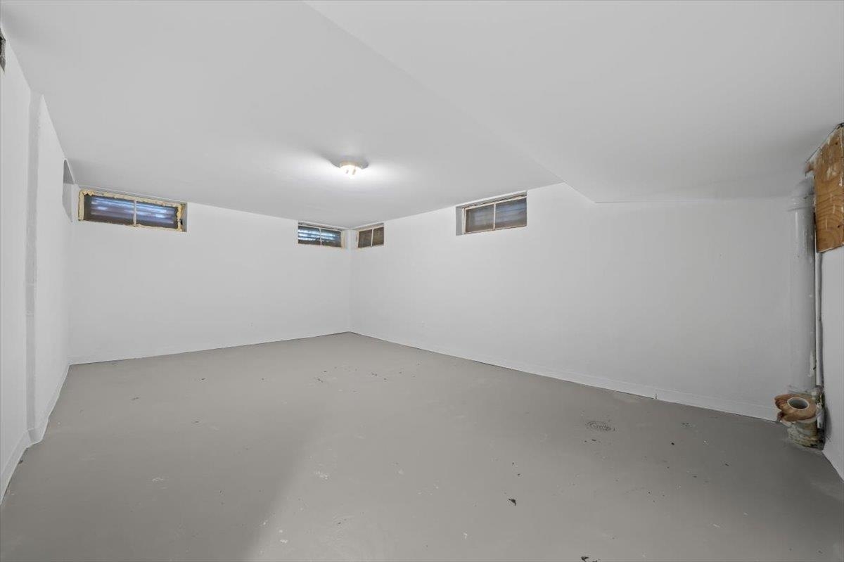 3659 HIGHLAND PARK PL