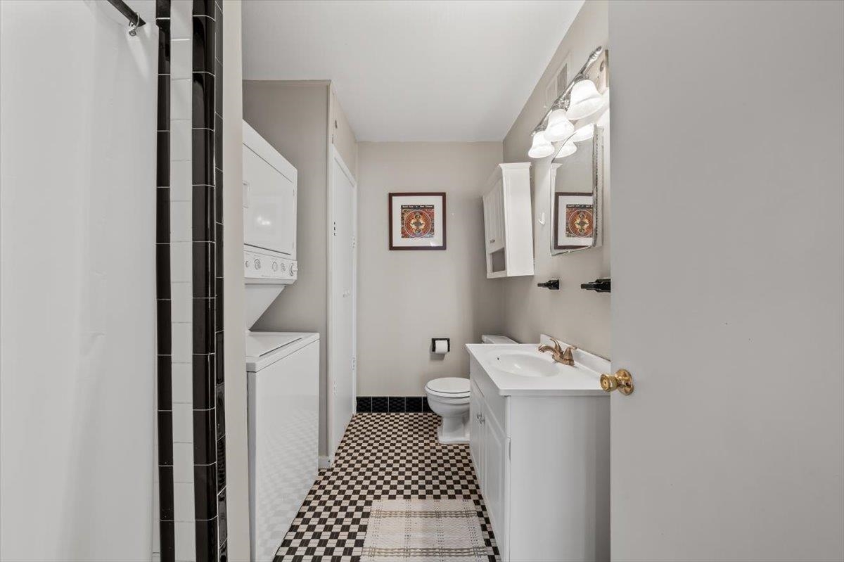 3659 HIGHLAND PARK PL