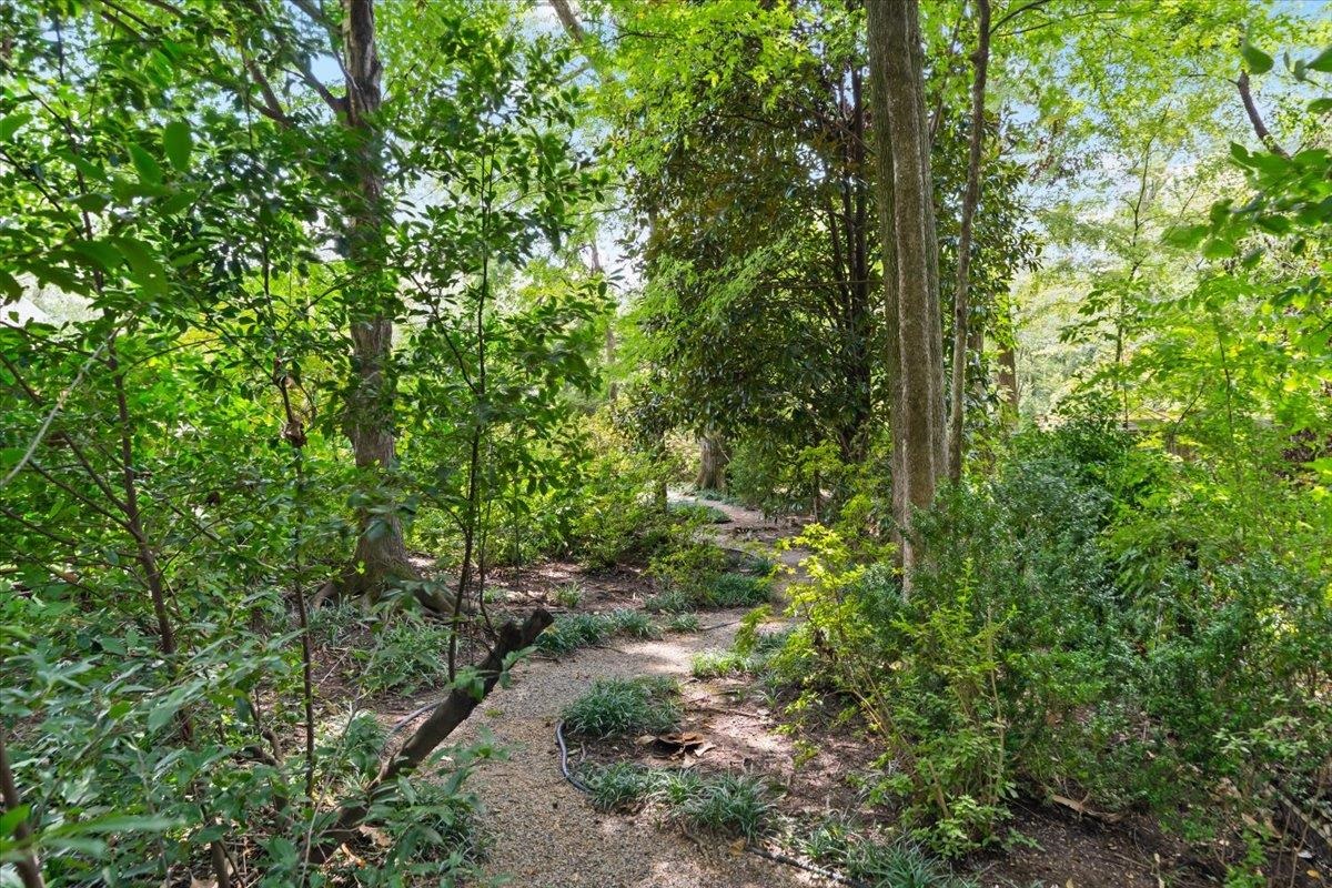 595 RIVER VIEW RD