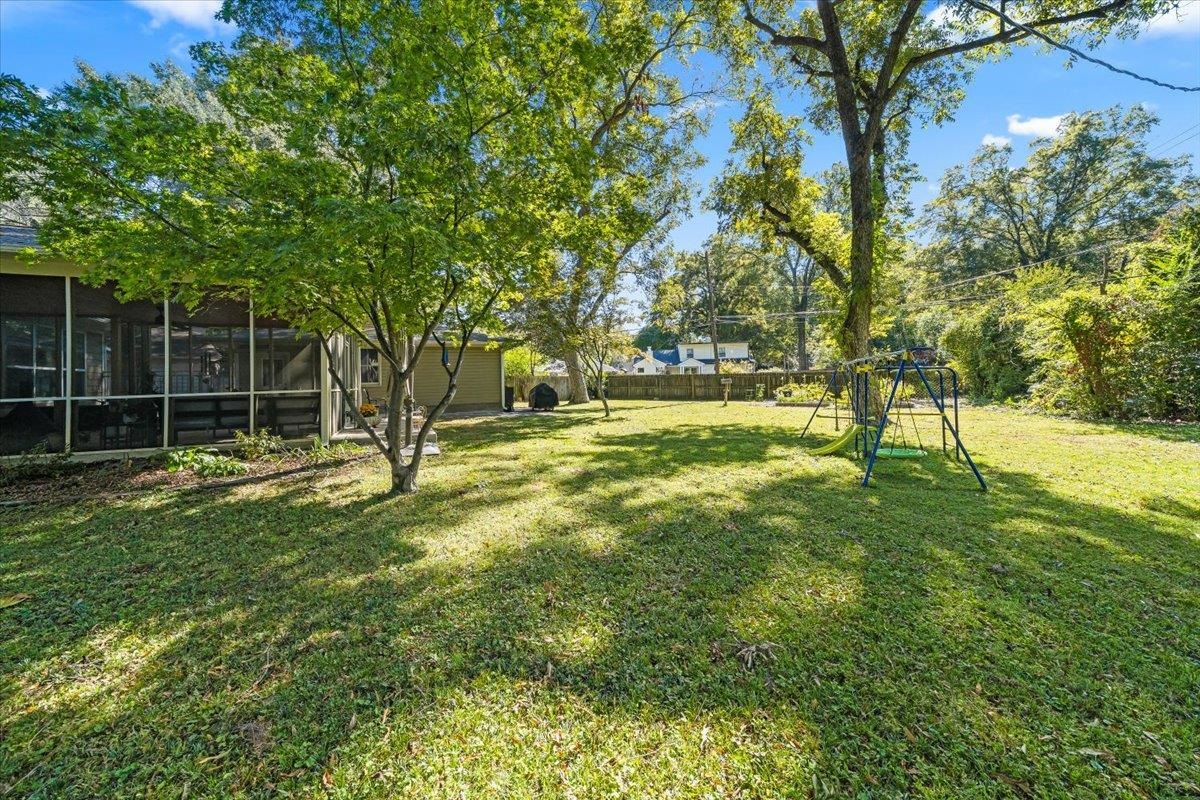 127 N ROSE RD