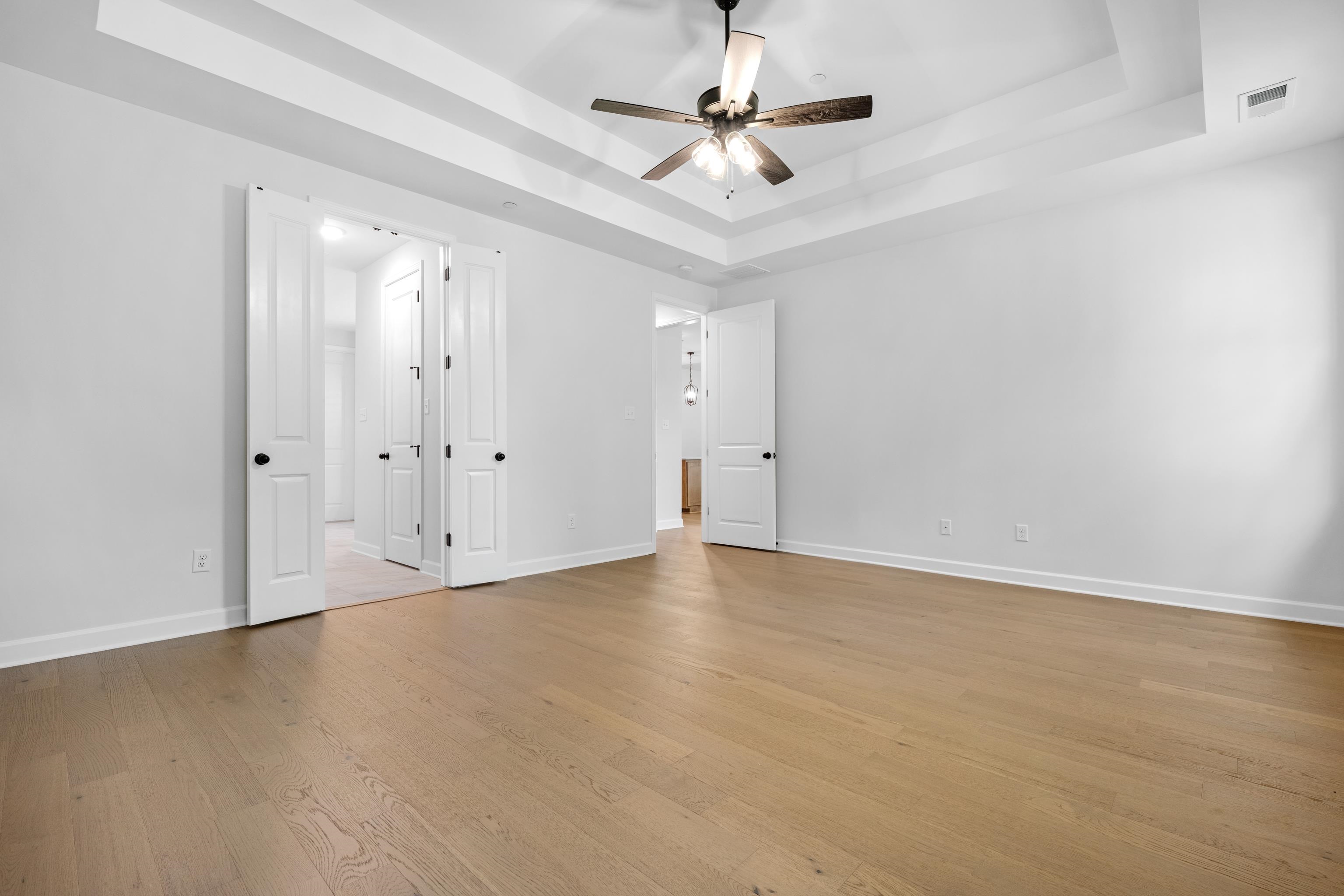 210 DRAKE DR