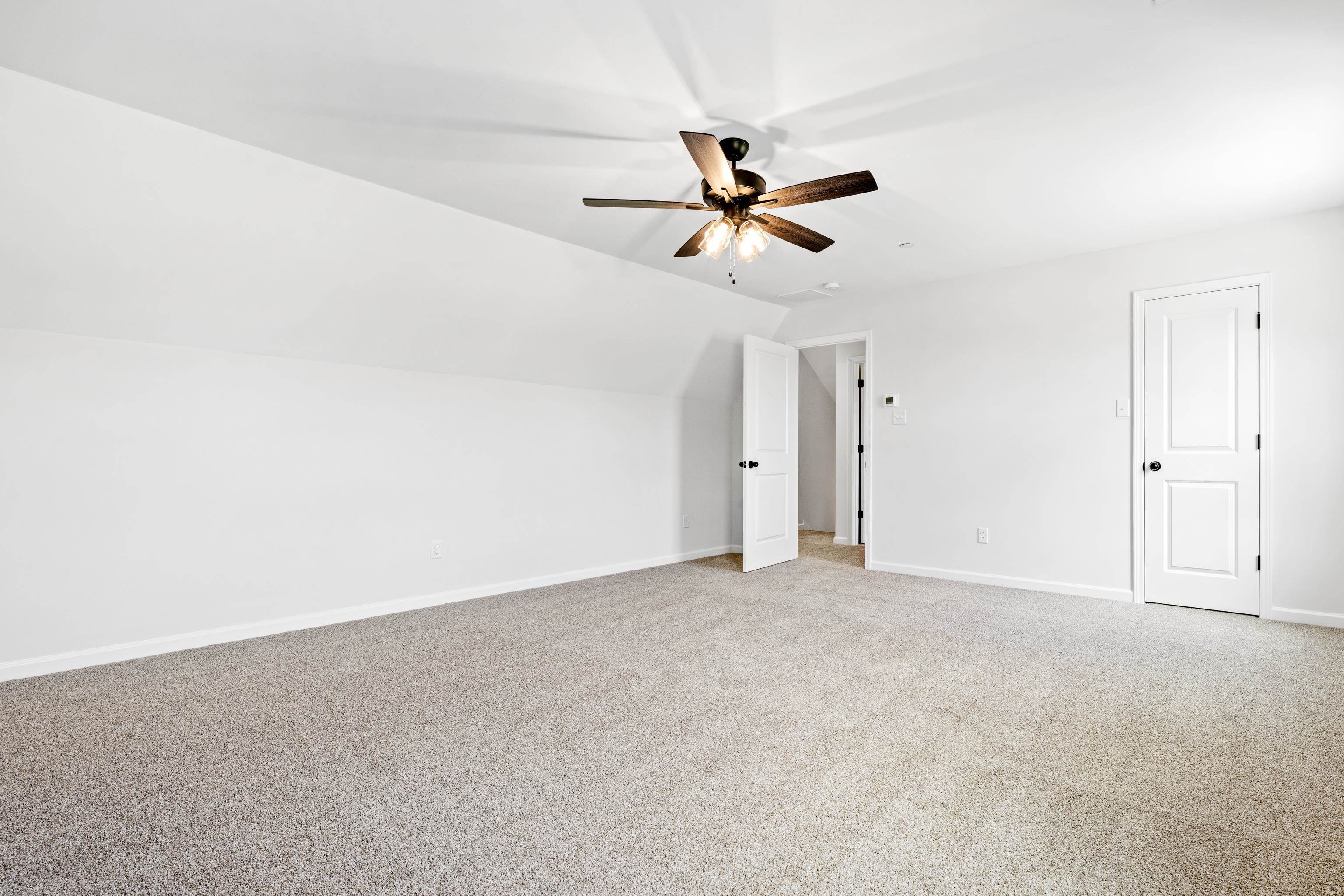 210 DRAKE DR