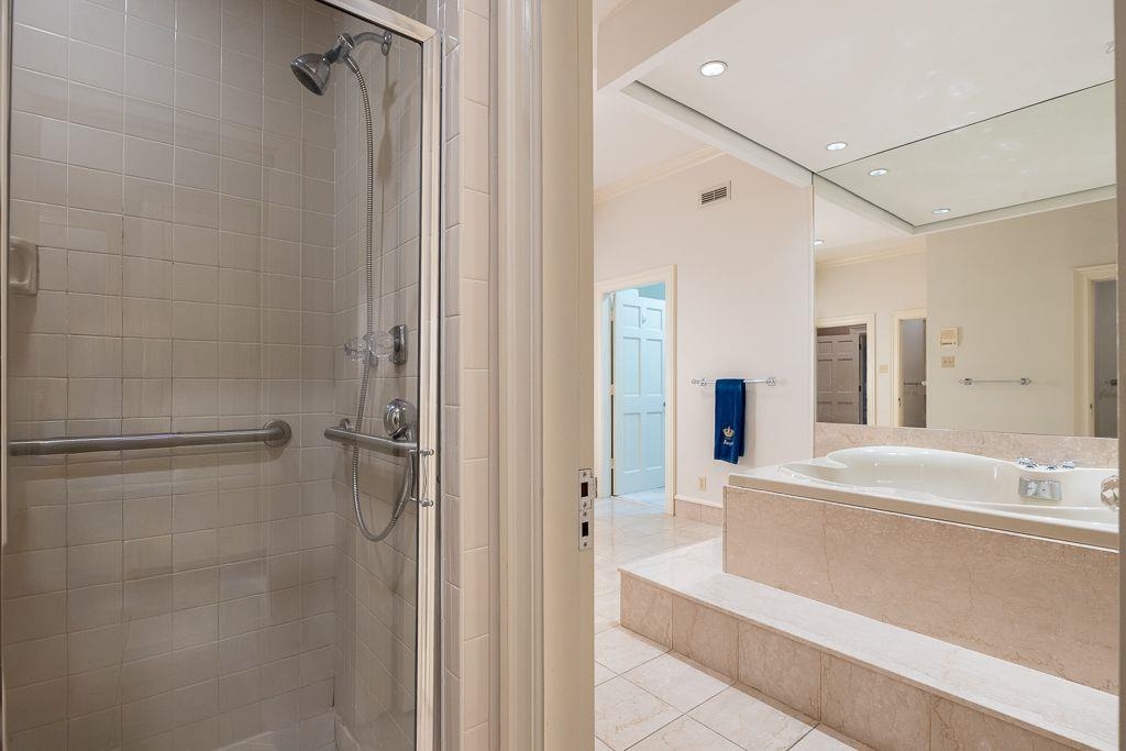 5862 GARDEN REACH CV