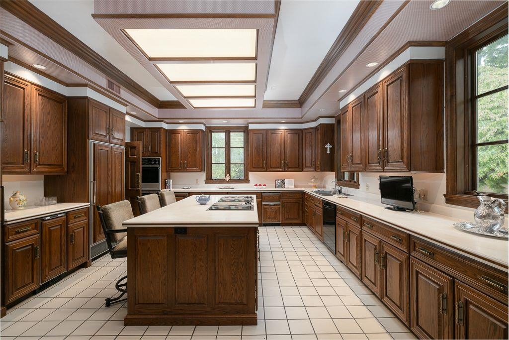 5862 GARDEN REACH CV