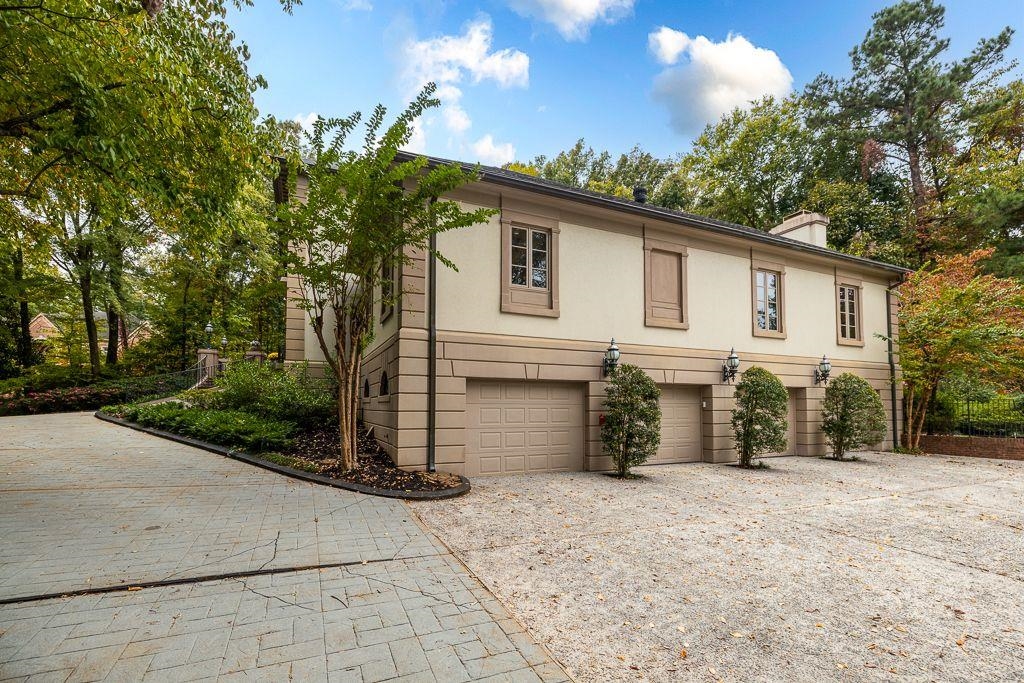 5862 GARDEN REACH CV