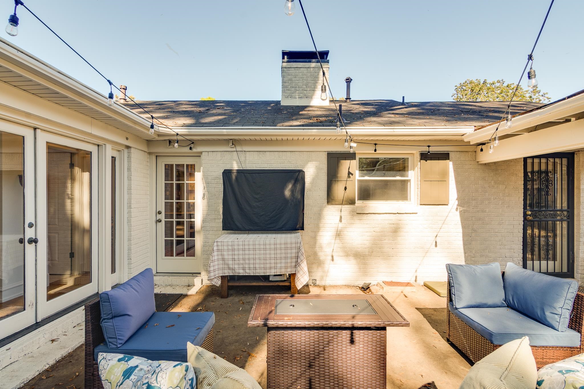 4217 CHICKASAW RD