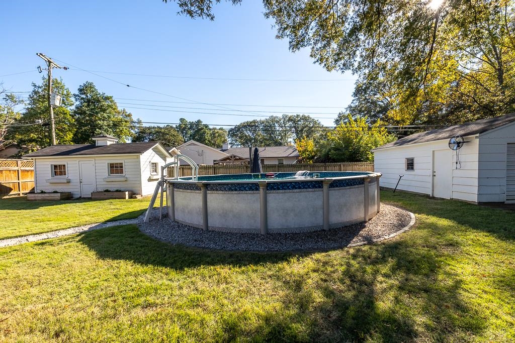 4401 CHARLESWOOD DR
