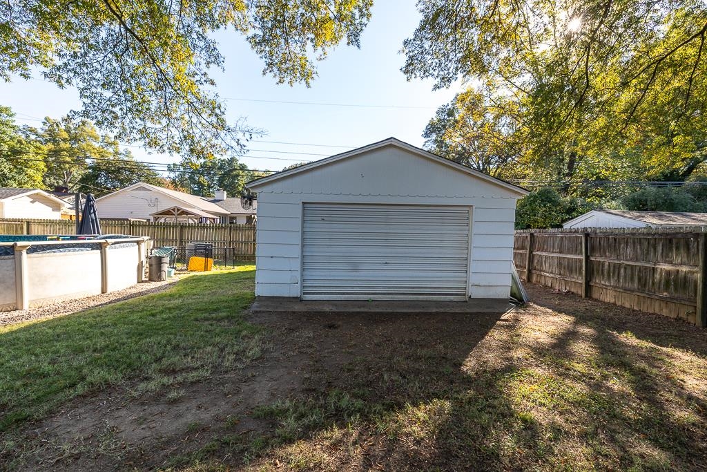 4401 CHARLESWOOD DR