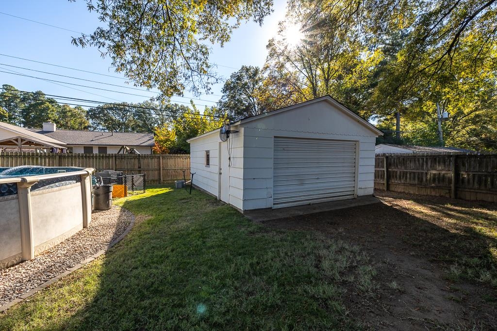 4401 CHARLESWOOD DR