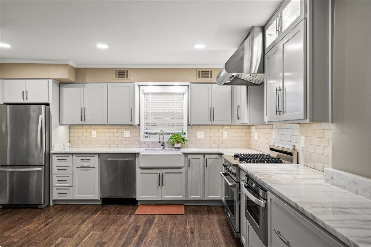 2061 STAFFORD PARK LN