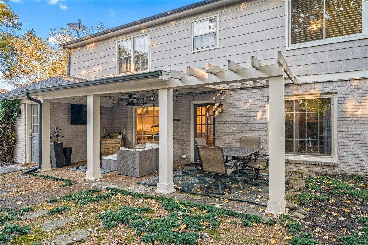 2061 STAFFORD PARK LN