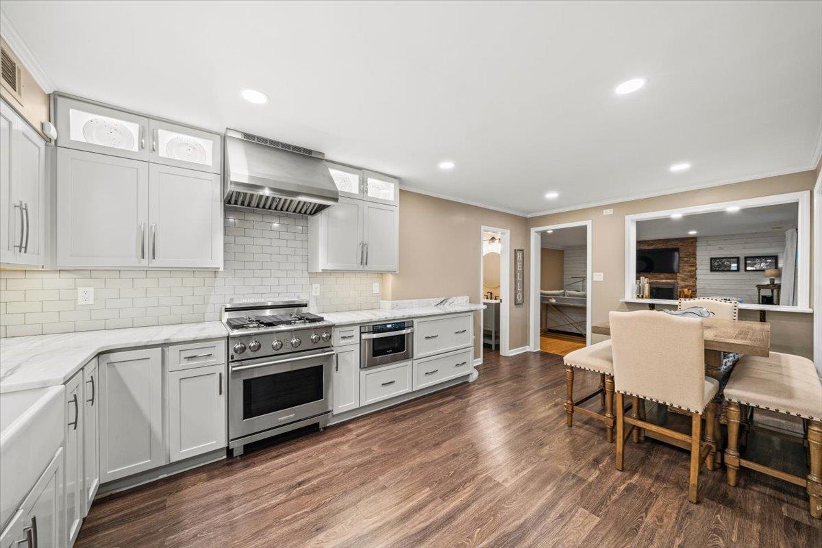 2061 STAFFORD PARK LN